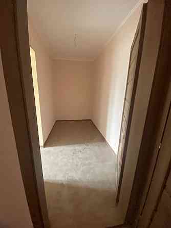 Зданий 49м +гардеробна З РЕМОНТОМ Навігатор Коноплянська Лугова Київ