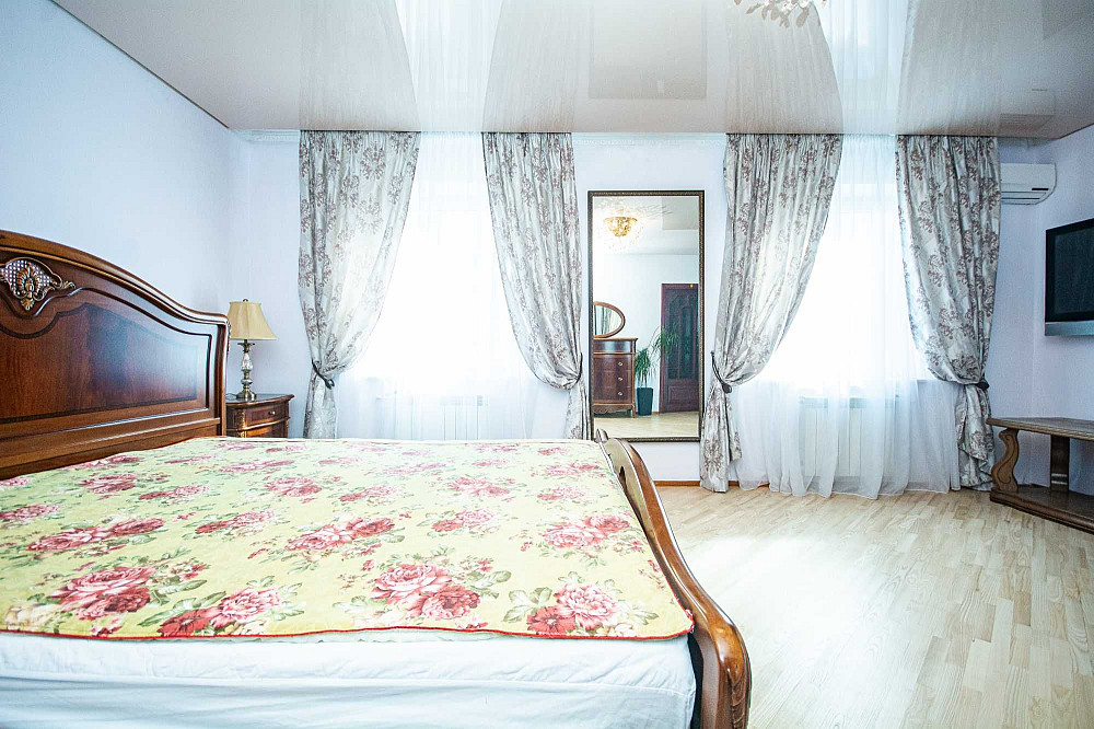 Низька ціна Простора 3к 96 м2 +сауна Урлівська 5 ТРЦ RiverMall Газ Київ - зображення 3