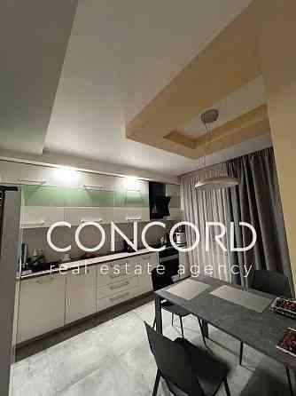 Феодосійська вул., 1. Двокімнатна. Метро Деміївська. З РЕМОНТОМ! Київ