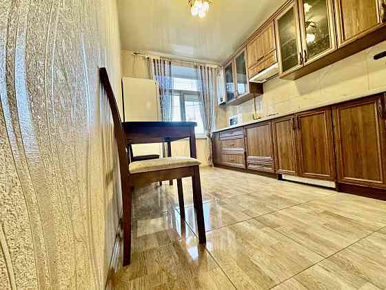 Квартира на на вул. В. Перспективна. Центр.  Біля McDonald`s Кропивницький