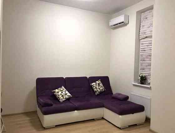 Двокімнатна квартира біля метро Нивки Киев