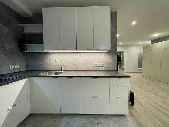 Довгостроково оренда 2-к квартири. метро Печерська Киев