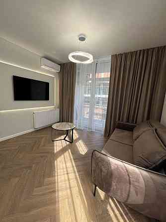 Продаж 2 кі-ної квартири ЖК "Crystal" Ужгород