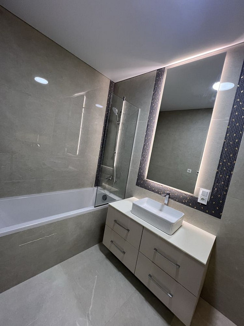 Продаж 2 кі-ної квартири ЖК "Crystal" Ужгород - зображення 6