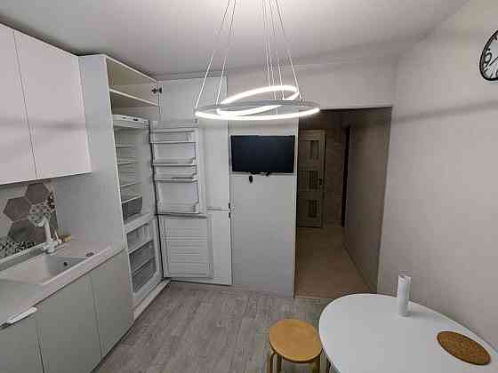 Продам 2 кім в центрі Житомир