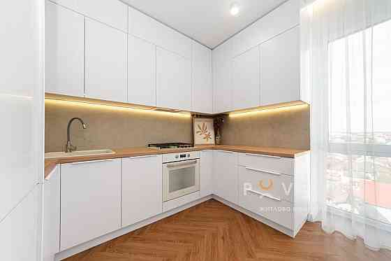 Продається стильна 2 км квартира неподалік центру Ивано-Франковск