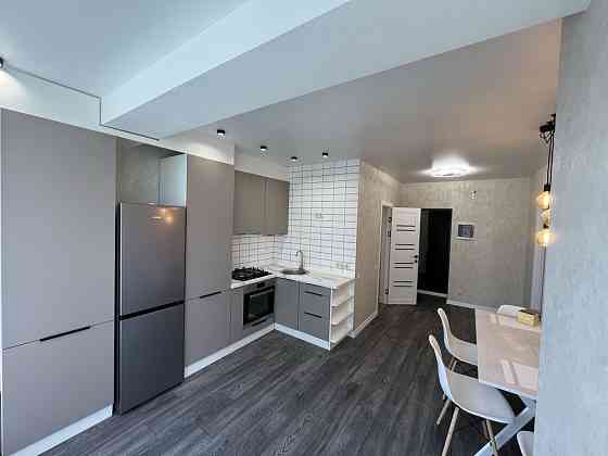 Квартира з новим ремонтом (ніхто не жив) в центрі Бучі Буча