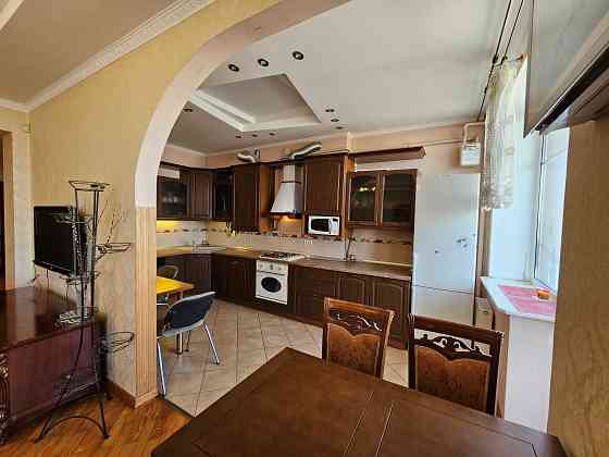 Продаж 3-х кімнатної квартири Петлюри 34а Новобудова Львів