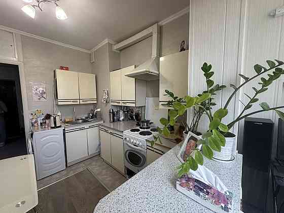 1 ком. квартира -44 метров, евро двушка на Таирова, море в 10 минутах Одеса