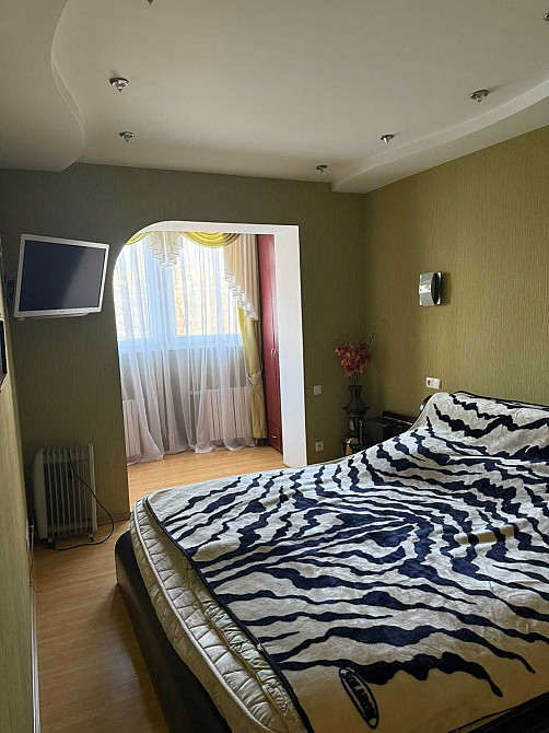 В продаже шикарная 3х ком с кухней-студией на Добровольского-98 кв.м. Одеса - зображення 8