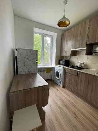 Здам 3-х кімнатну квартиру в центрі міста біля входу на курорт Білики