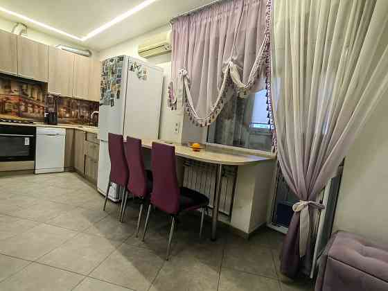 Сдам 3к квартиру начало ул. Воскресенская Днепр