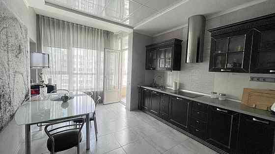 Оренда квартири 108м² у ЖК Пори Року (Времена года). Перша здача. 900$ Киев