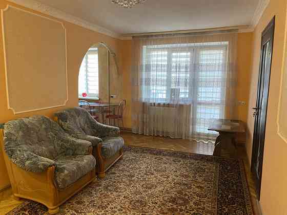 Здається в оренду трикімнатна квартира в центрі Івано-Франківська Ивано-Франковск