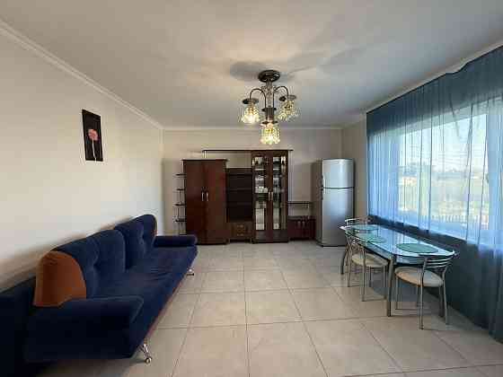 1 комнатная  кухня Студио + спальня в особняке ул. Примиська 7 Черновцы