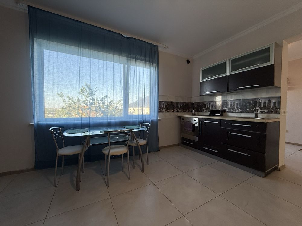 1 комнатная  кухня Студио + спальня в особняке ул. Примиська 7 Черновцы - изображение 3