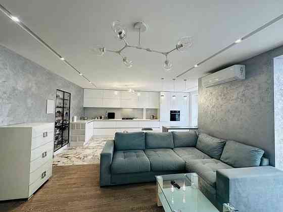 3 кімнатна квартира від власника.Калинова Слобода.Озеро. Крихівці