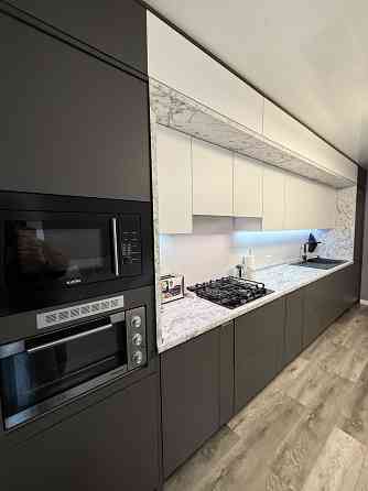 2 кімнатна квартира, 2 поверх, Газ. 80 кв м. вул.Висоцького\Сахарова Одесса