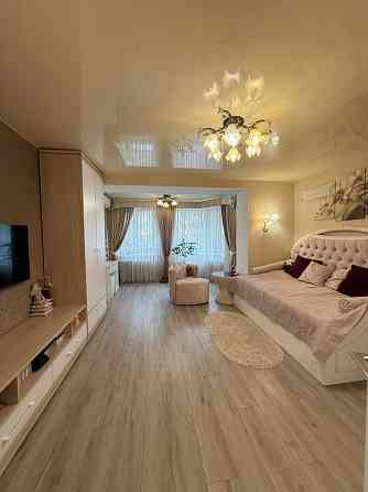 2 кімнатна квартира, 2 поверх, Газ. 80 кв м. вул.Висоцького\Сахарова Одесса