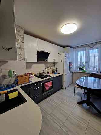 3 кімнатна квартира , 72 кв м Висоцького\Сахарова 770 долл за кв м Одесса