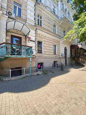 4-комнатная квартира на ул.Дворянская Одеса