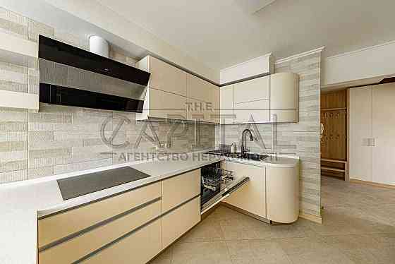 Оренда дворівневої квартири з видом на Дніпро / Оболонь Киев