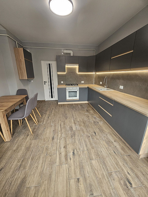 Оренда новобудови центр Чернівці Черновцы - изображение 1