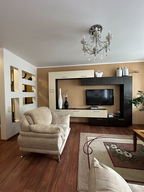 Сдам 2х комнатную квартиру 74 кв.м. ЖК Созидатель Днепр - изображение 1