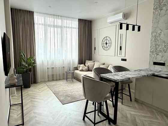 Оренда Дельмар, Новопечерські липки, Андрія Верхогляда, 5 хв до центру Киев