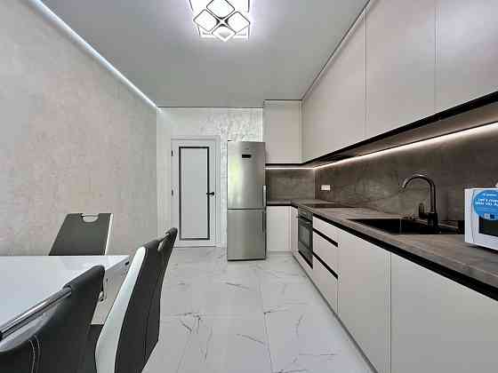 Перша здача! 2 кім поруч Міського озера Крихівці