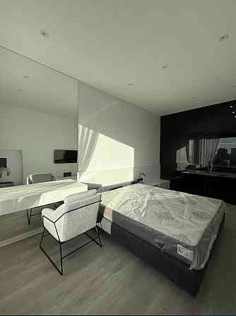 Предславинская Велике Васильківська Маккейна  Французький Французский Киев