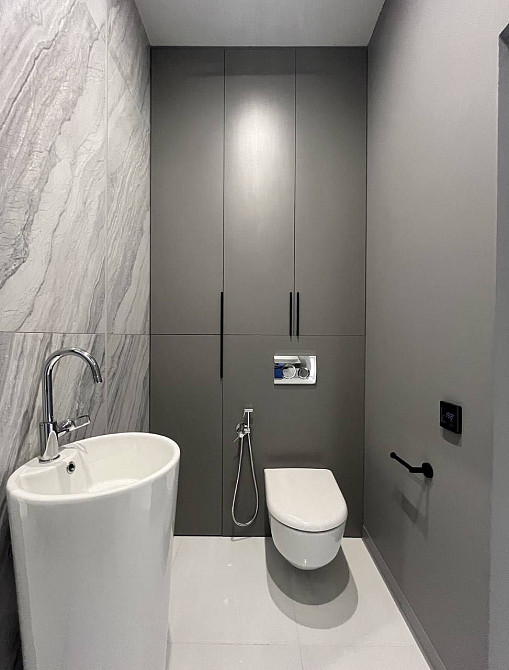 Предславинская Велике Васильківська Маккейна  Французький Французский Киев - изображение 7