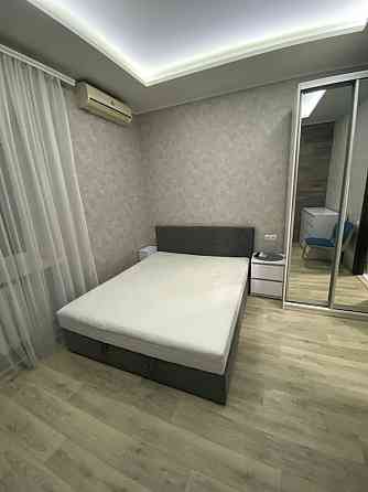 Здам затишну квартиру, включені комунальні Киев