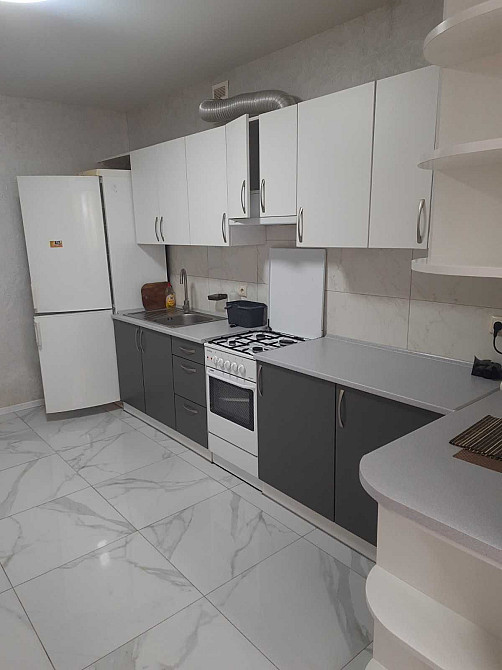 1к Виставка новобудова простора 50м \ меблі та техніка / інд. опалення Хмельницкий - изображение 2