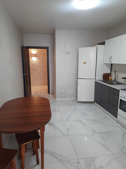 1к Виставка новобудова простора 50м \ меблі та техніка / інд. опалення Хмельницкий - изображение 3