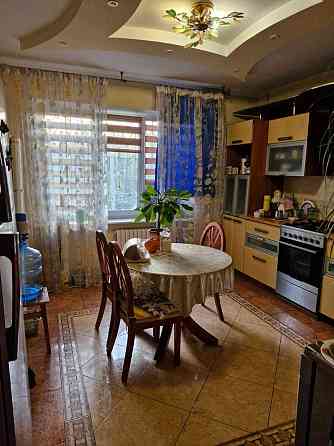 Продается большая двухкомнатная квартира в отличном районе Одеса