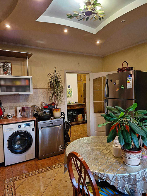 Продается большая двухкомнатная квартира в отличном районе Одеса - зображення 2