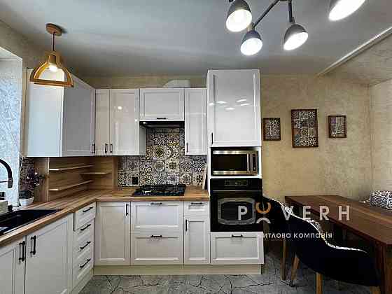 Продається дворівнева квартира в центральній частині міста. Ивано-Франковск