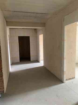 Продам простору 3-кімнатну квартиру з терасою - центр Ірпеня! Ирпень