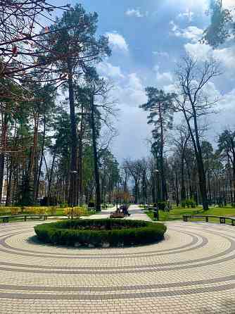 Продам простору 3-кімнатну квартиру з терасою - центр Ірпеня! Ирпень