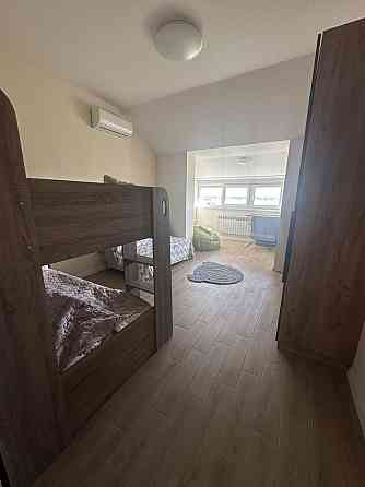 Простора 2х кімнатна квартира з 2мя санвузлами. Минай