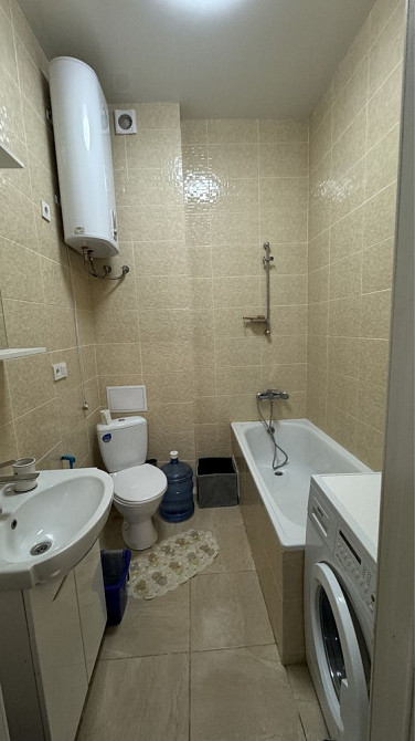 Сдается квартира в самом центре города! В 2 минутах от набережной.  - зображення 4