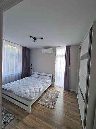 Здається в оренду кв-ра з сучасним ремонтом у Цент част Проспекту Ужгород