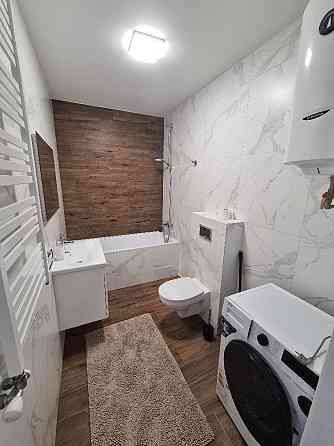 Здається в оренду кв-ра з сучасним ремонтом у Цент част Проспекту Ужгород