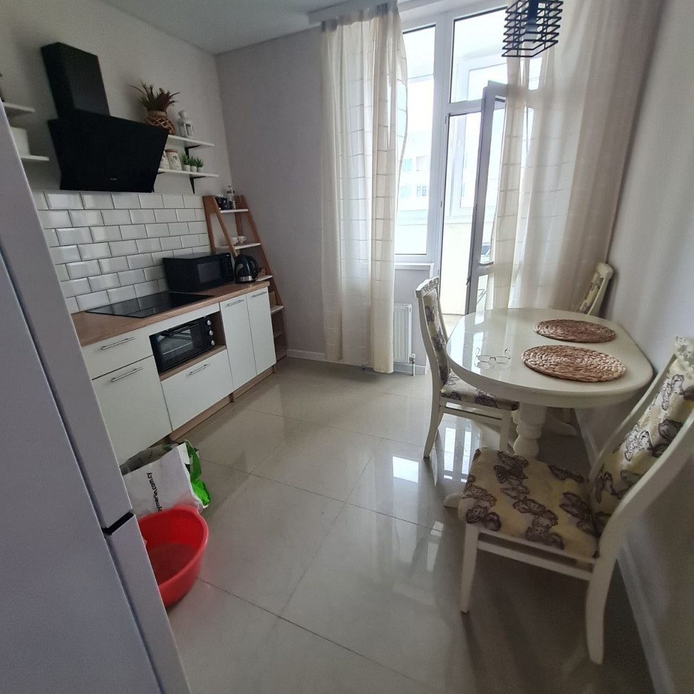 Сдам 1 ком квартиру Длительно на Хантадзе Чорноморськ - зображення 1