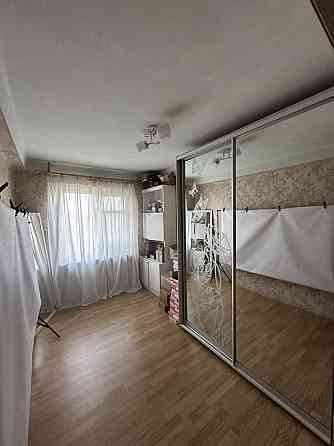 Аренда 3 кімнатної квартири, центр Каменское (Запорожская обл.)