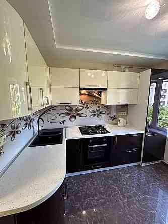 2к квартира на Суворова Днепр