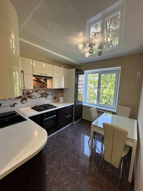 2к квартира на Суворова Днепр - изображение 1