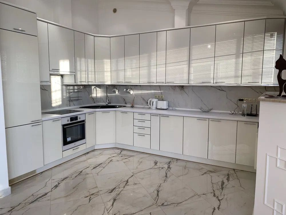 Ексклюзивна 3к квартира у сталінці на Липках.Круглоуніверситетська18/2 Київ - зображення 1