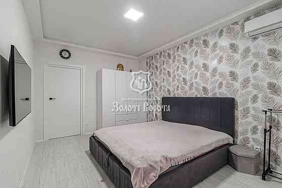 Атмосферна квартира зі зручним розташуванням та сучасним ремонтом! Софиевская Борщаговка